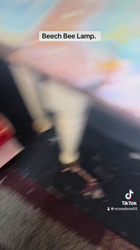 Thumbnail: Bee Lamp