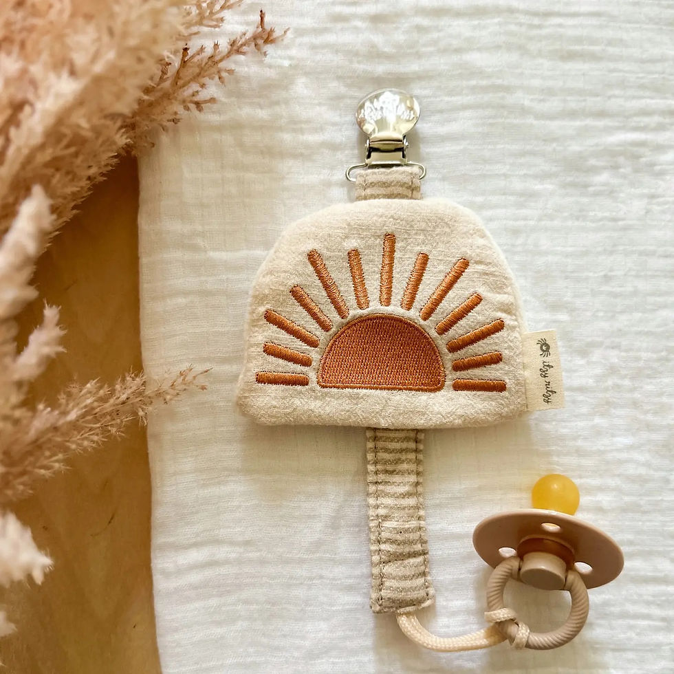 Thumbnail: Sun Soothe & Store Pacifier Clip