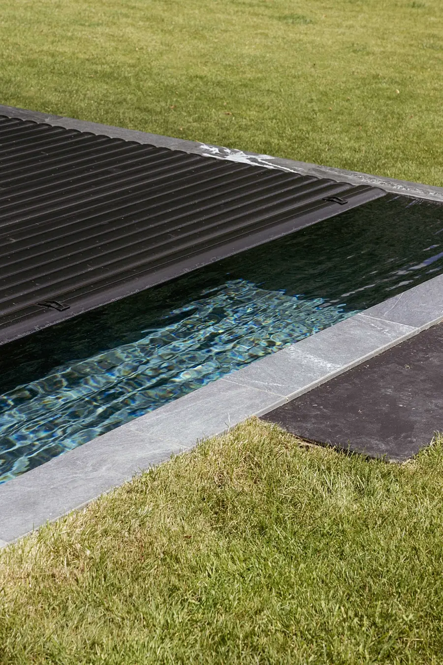 klein-sauvage-zedelgem-keramisch-_stefaniefaveere-0022_ae78f29fa8e314d7353984441346b2c5.we