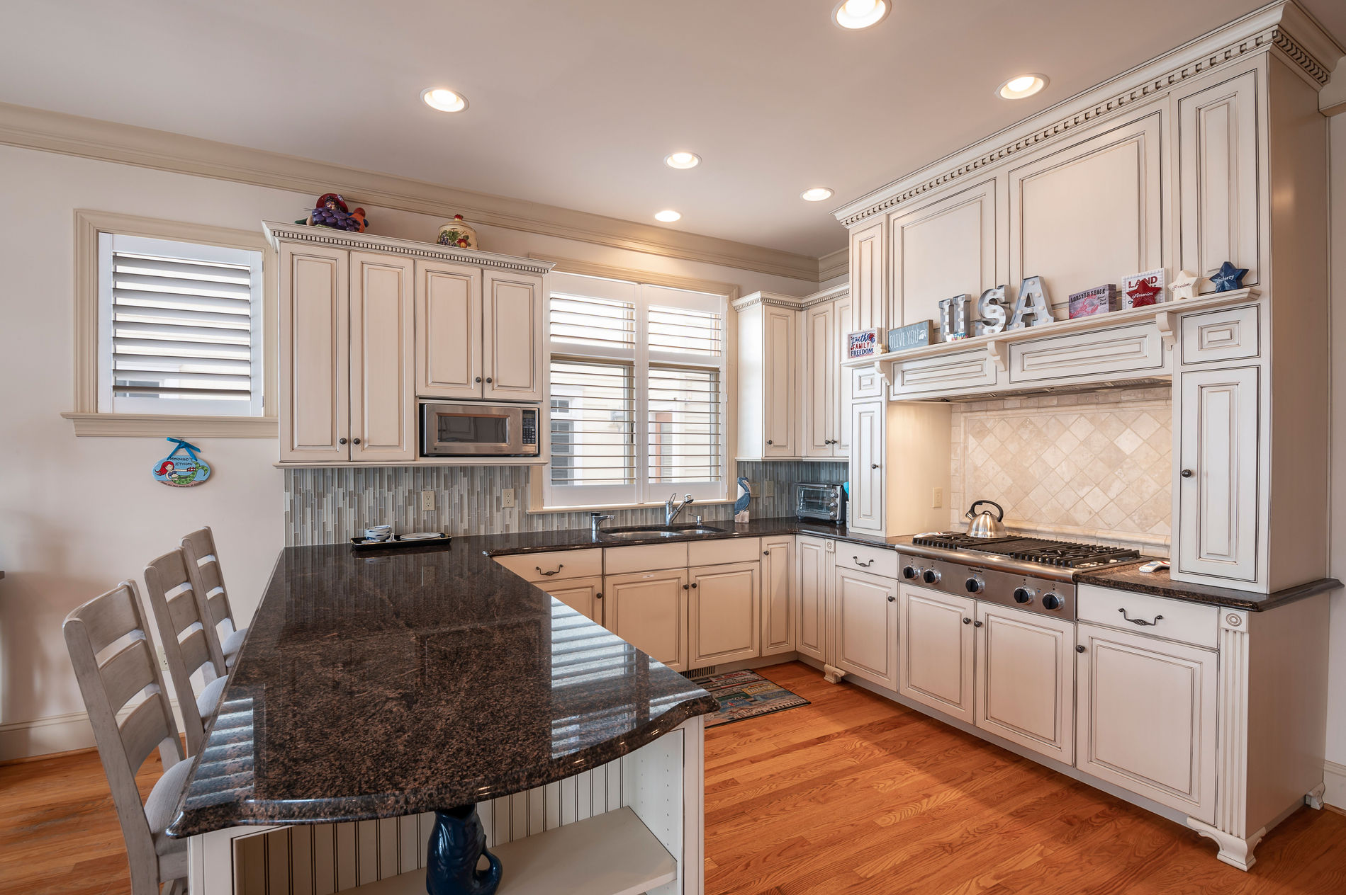 2011 Glenwood Dr_online_016.jpeg