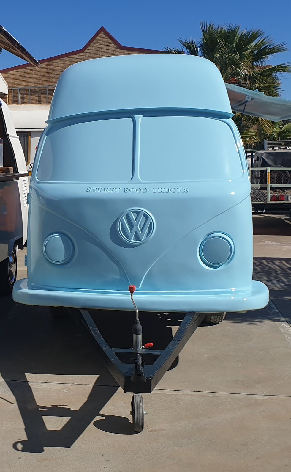 Lisbon vw kombi trailer