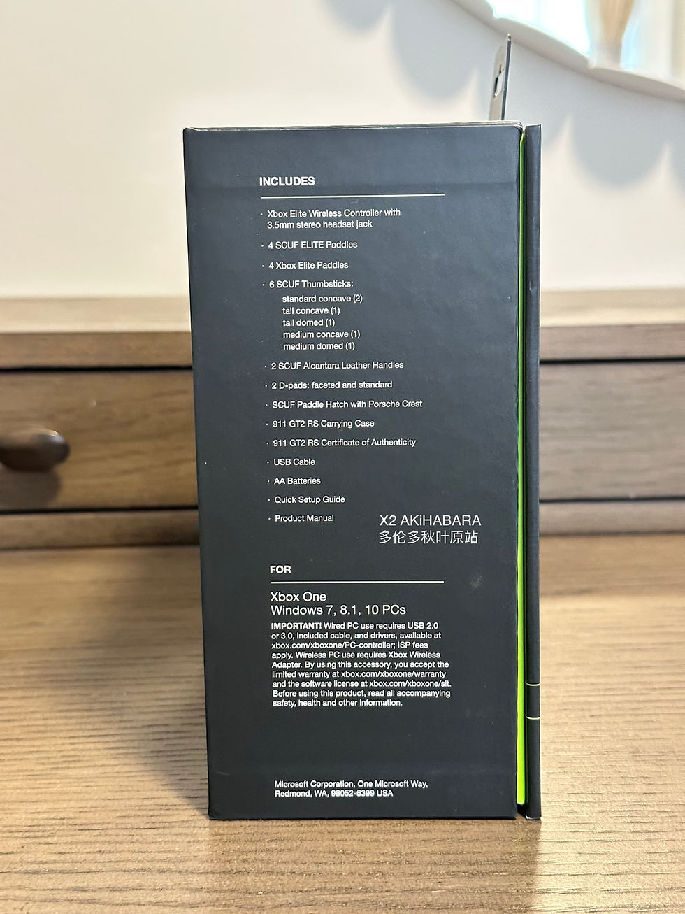 縮圖：SCUF FORZA ELITE COLLECTOR'S EDITION with Porsche 2018 GT2 RS scale model