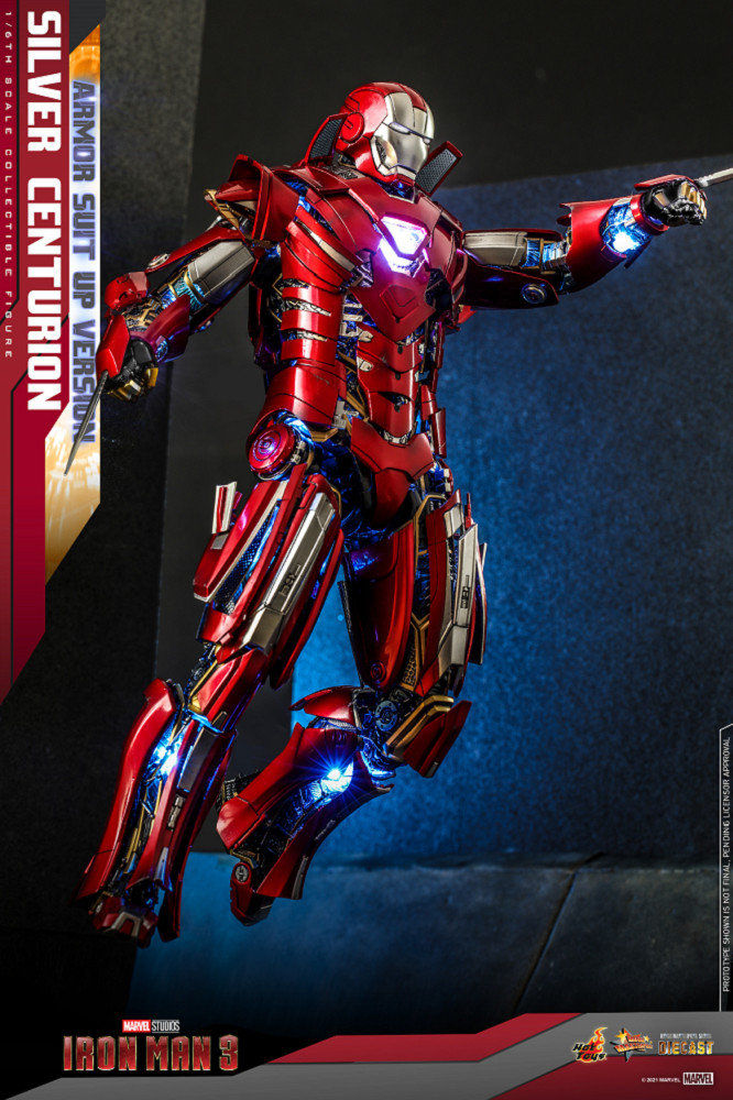 縮圖：MMS618-D43 1/6 -IRON MAN 3- SILVER CENTURION ARMOR SUIT UP Ver.《鋼鐵俠3》銀色百夫長 著裝版本