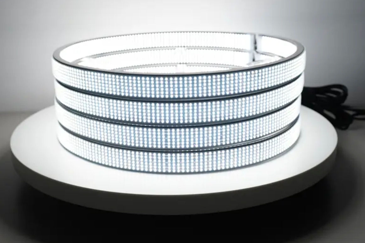 Lightzz Out 17” 12 Row White/Amber LED IP68 Switchback Wheel Rings