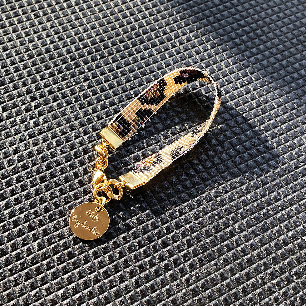 Thumbnail: Skinny Leopard Print Bracelet