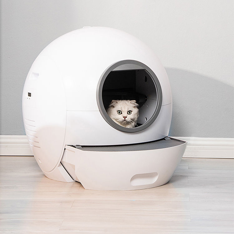 Thumbnail: Automatic Self-Cleaning Cat Toilet