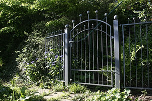 Custom Gates Installation