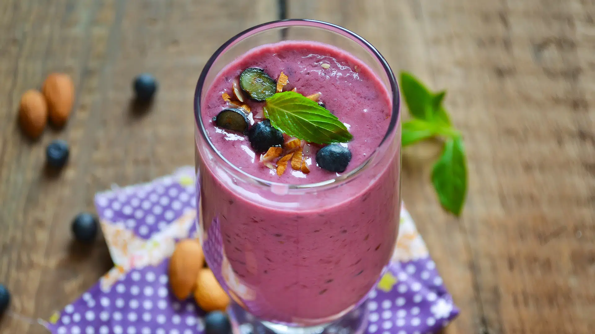 A magnesium rich smoothie, on a wooden table.