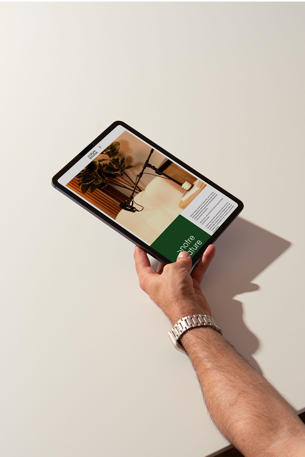NE_tablette_02.jpg