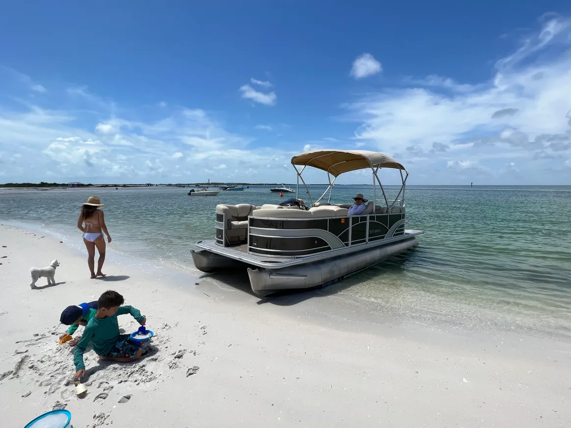 Luxury Pontoon.webp