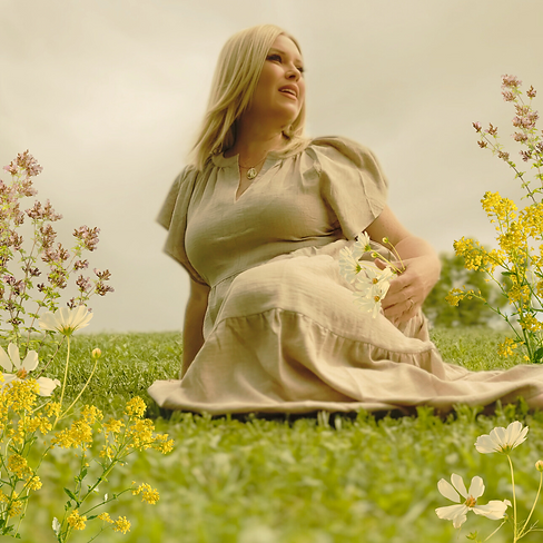 Cover of the the EP "Turn! Turn! Turn!" by LDS singer and songwriter Lindsey Rietzsch