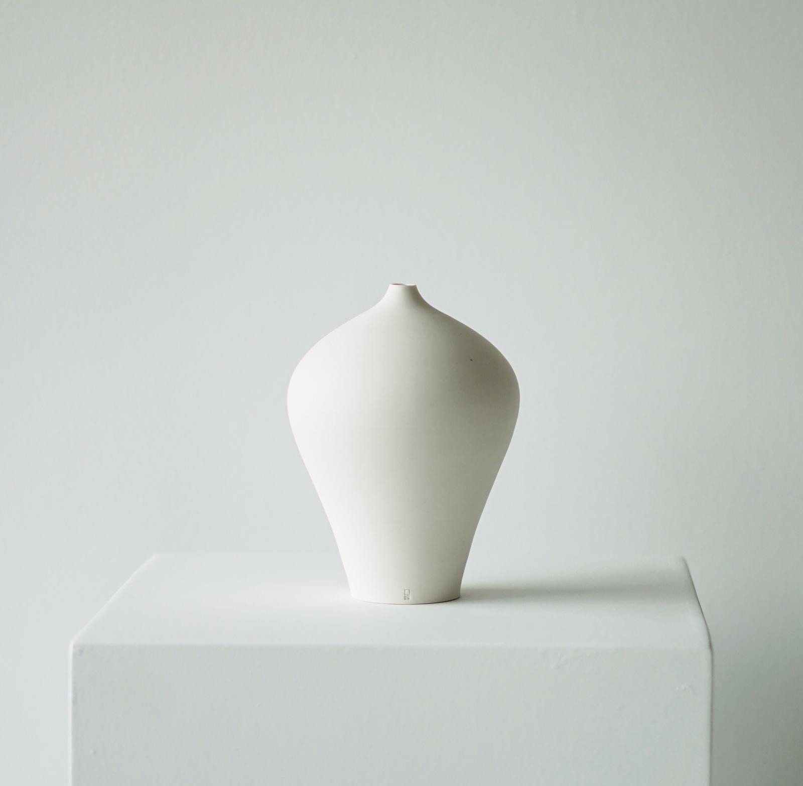 bottle vase.