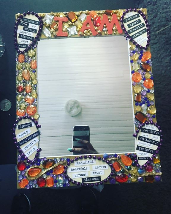 Thumbnail: Med. Affirmation Mirror