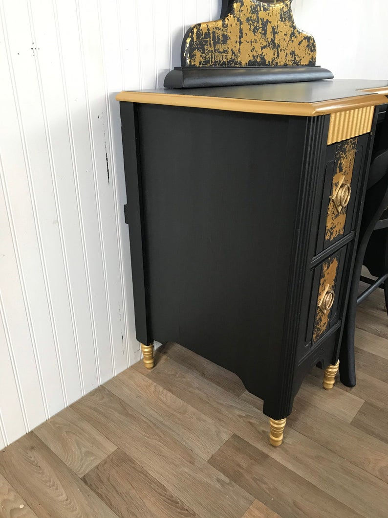 Thumbnail: Black & Gold Leaf Vanity Set