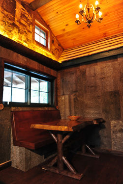 Built in breakfast nook