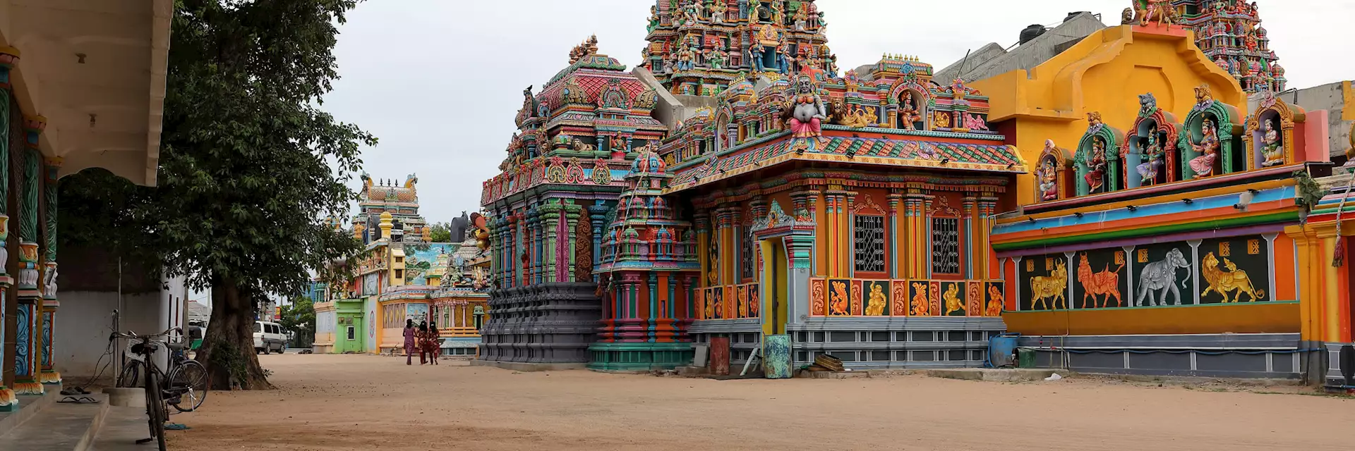Viaja a Sri Lanka y visita trincomalee en la mejor epoca del año para viajar. La religion budista o induista en sri lanka ofrecen color a los viajes que landscapes of asia te ofrece. Agencia de viajes con ofertas por reserva anticipada de viajes a sri lanka con la oficina en aluthgama