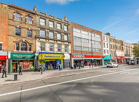 London - Holloway Road - Photo.jpg
