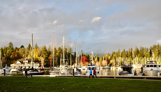 Vancouver-Seawall.JPG