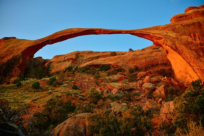 Arches National Park Narrow Arch_edited.