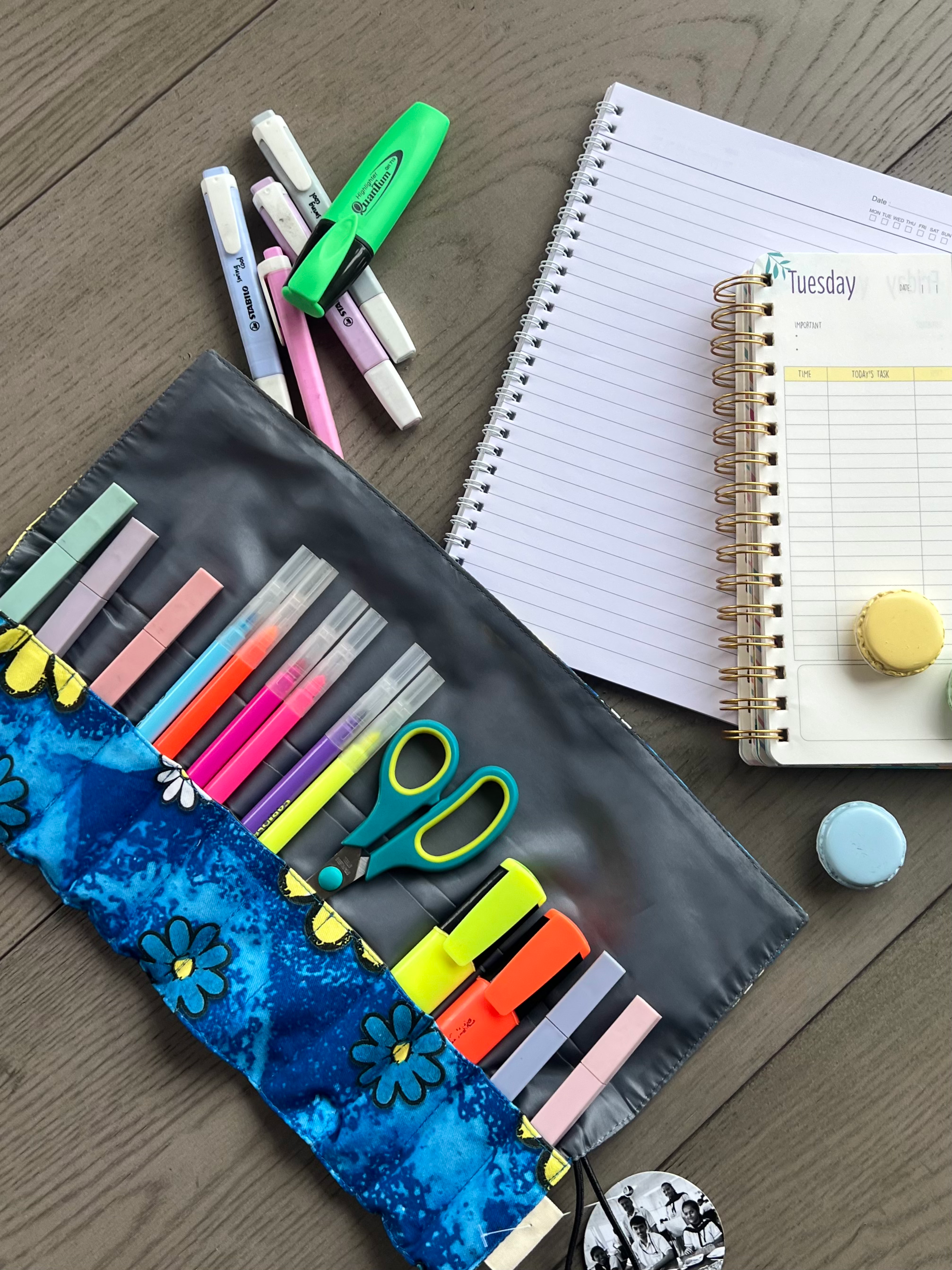 ROLLUP POUCH FLOWERS