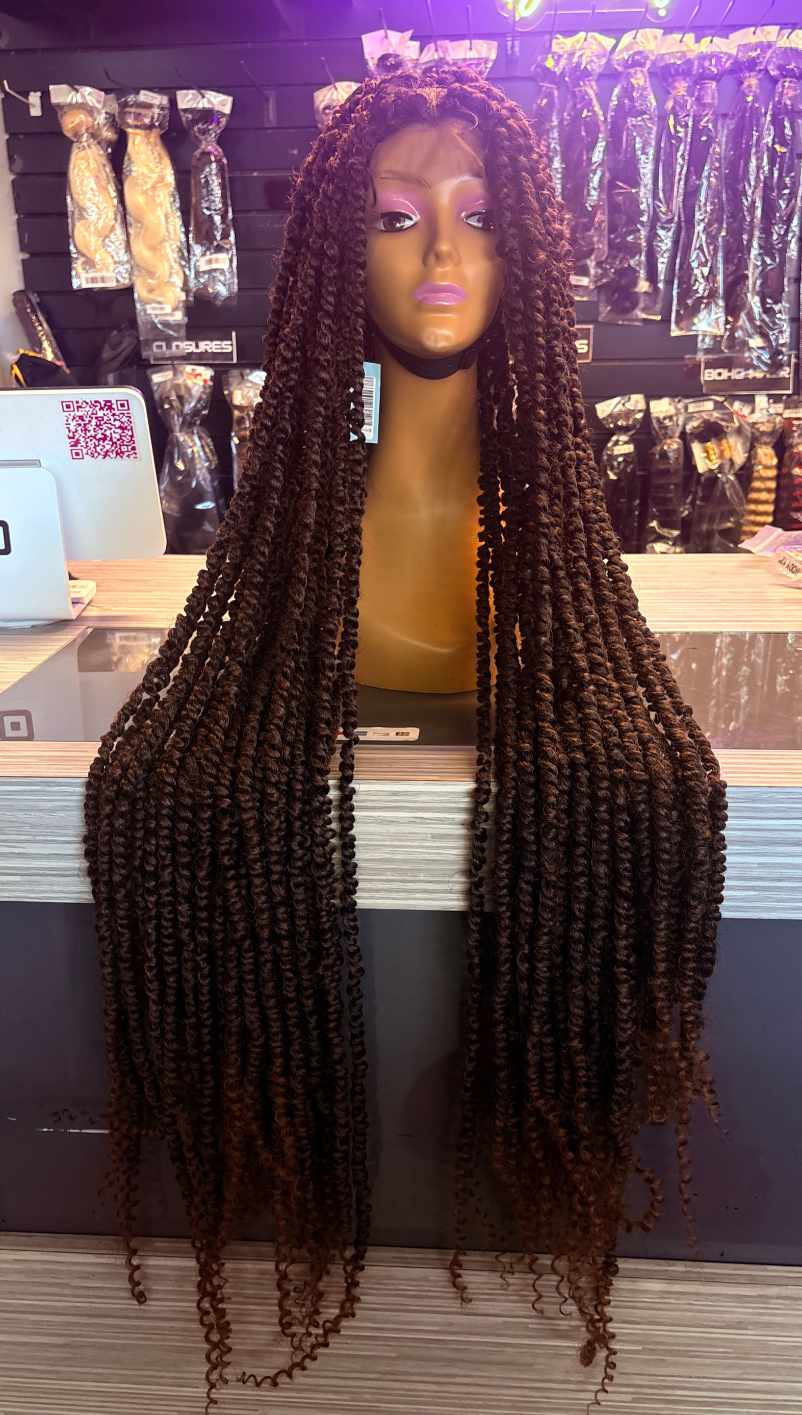 40" Spiral Twist Fashion Wig