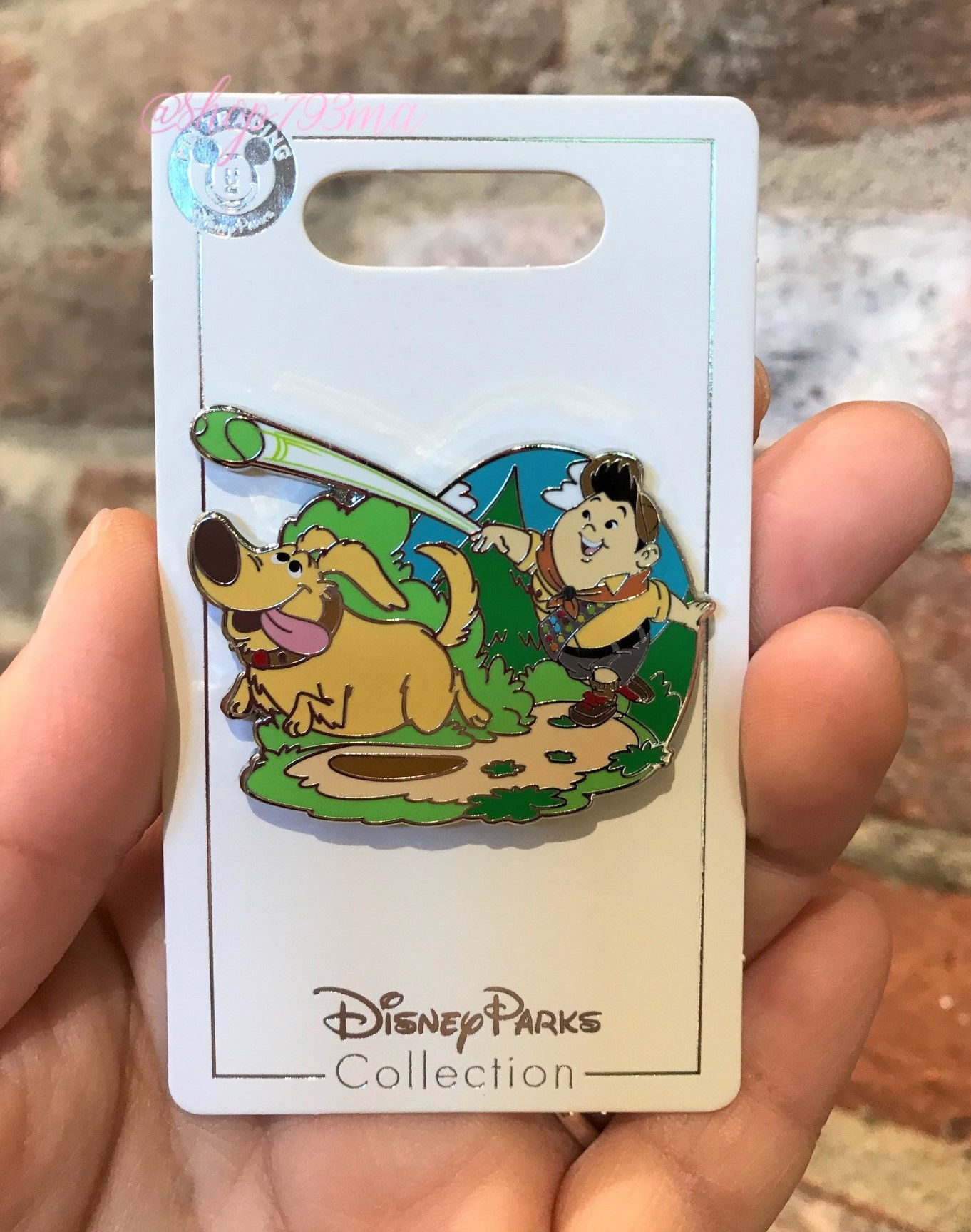 ラッセルとダグ　ピン