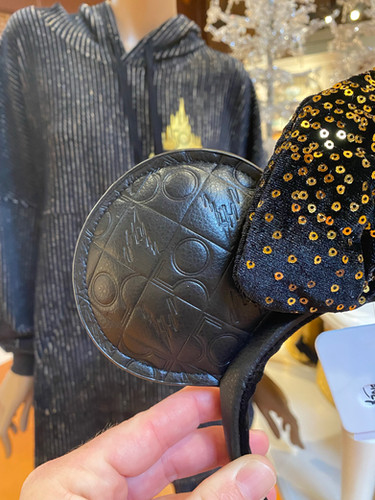 ウォルトディズニーワールド50周年記念 ブラックフェイクレザー