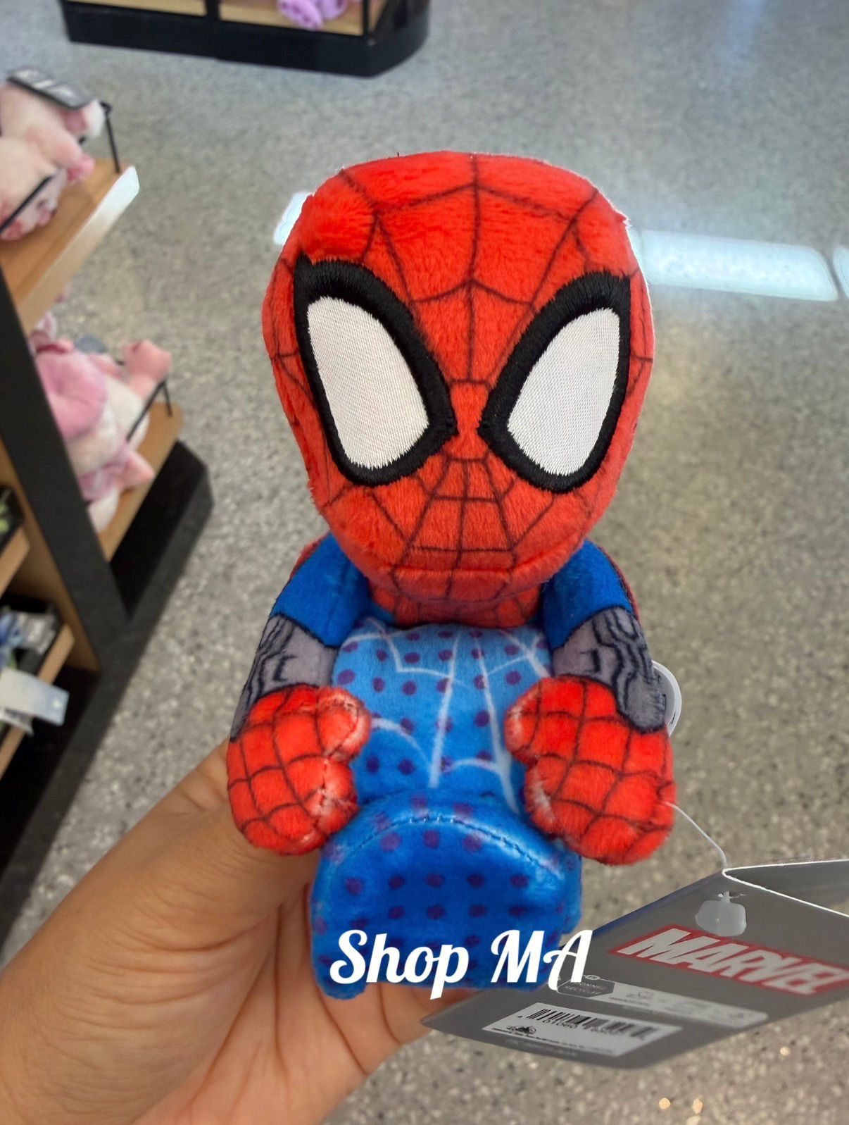スパイダーマン　ぬいぐるみ付きブレスレット