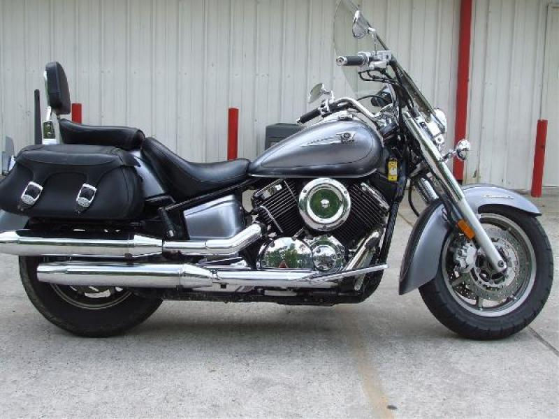 YAMAHA V STAR 1100