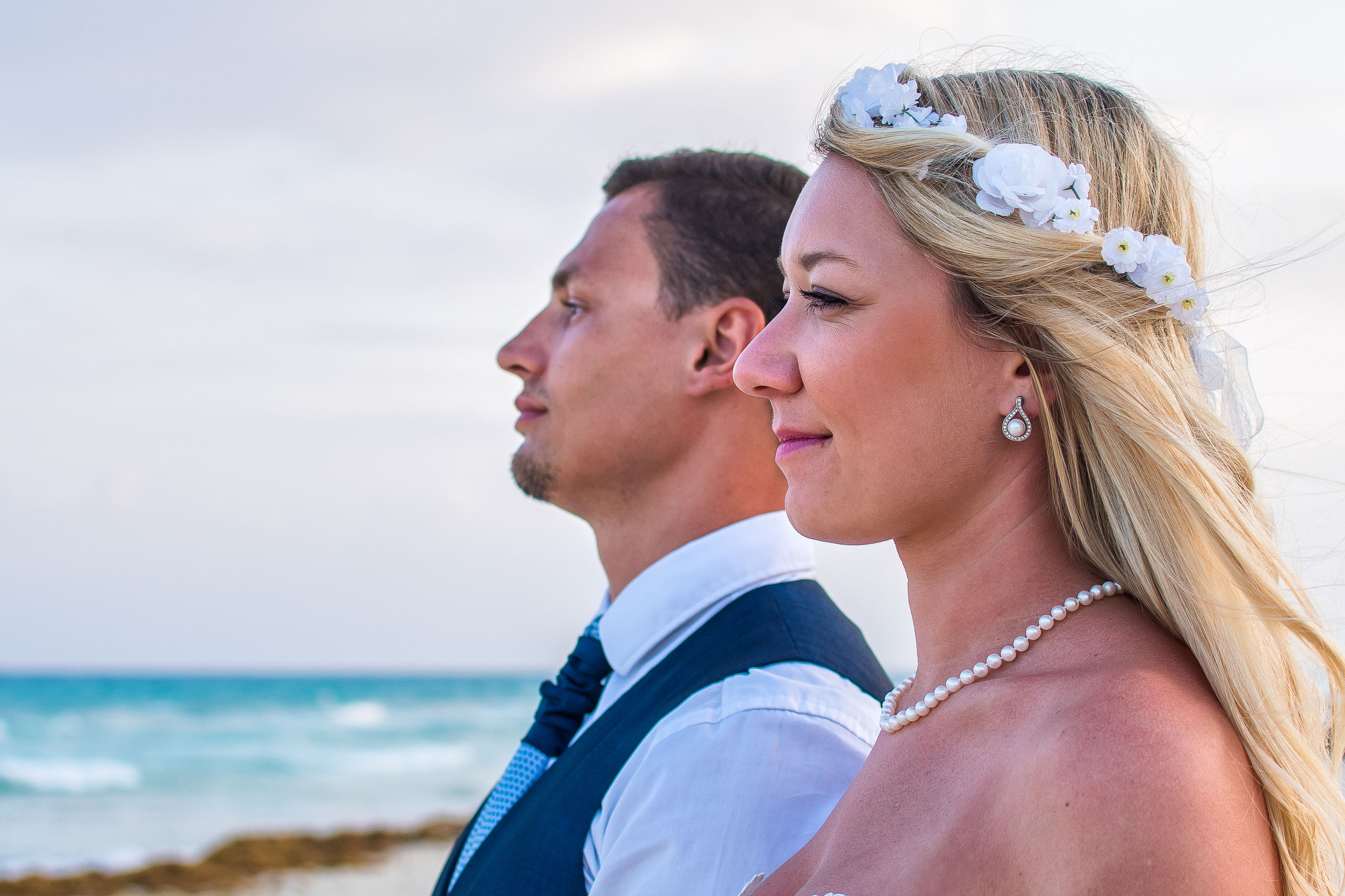 couple looking at the sea