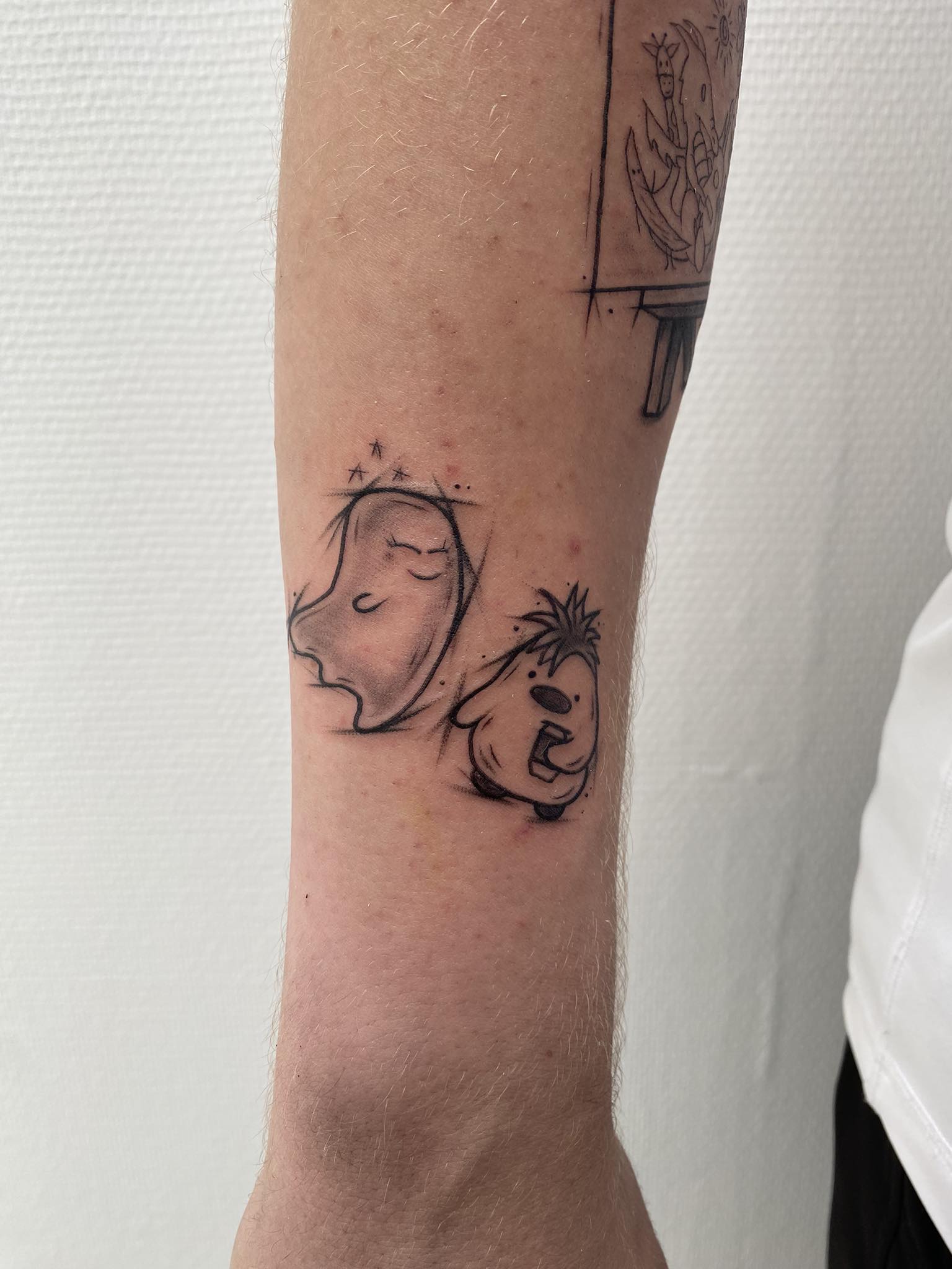 Fine Line Tattoo — Forbidden Ink — foto 3