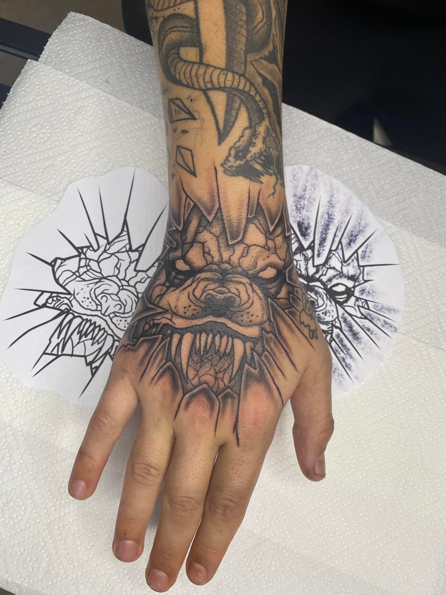 Custom Blackwork — Forbidden Ink — foto 14