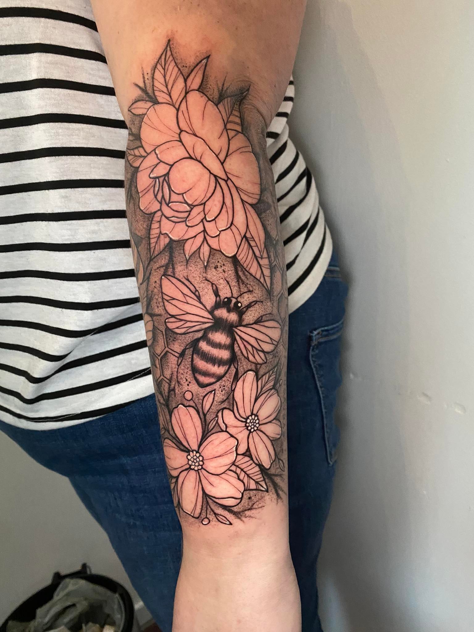 Floral Designs — Forbidden Ink — foto 6