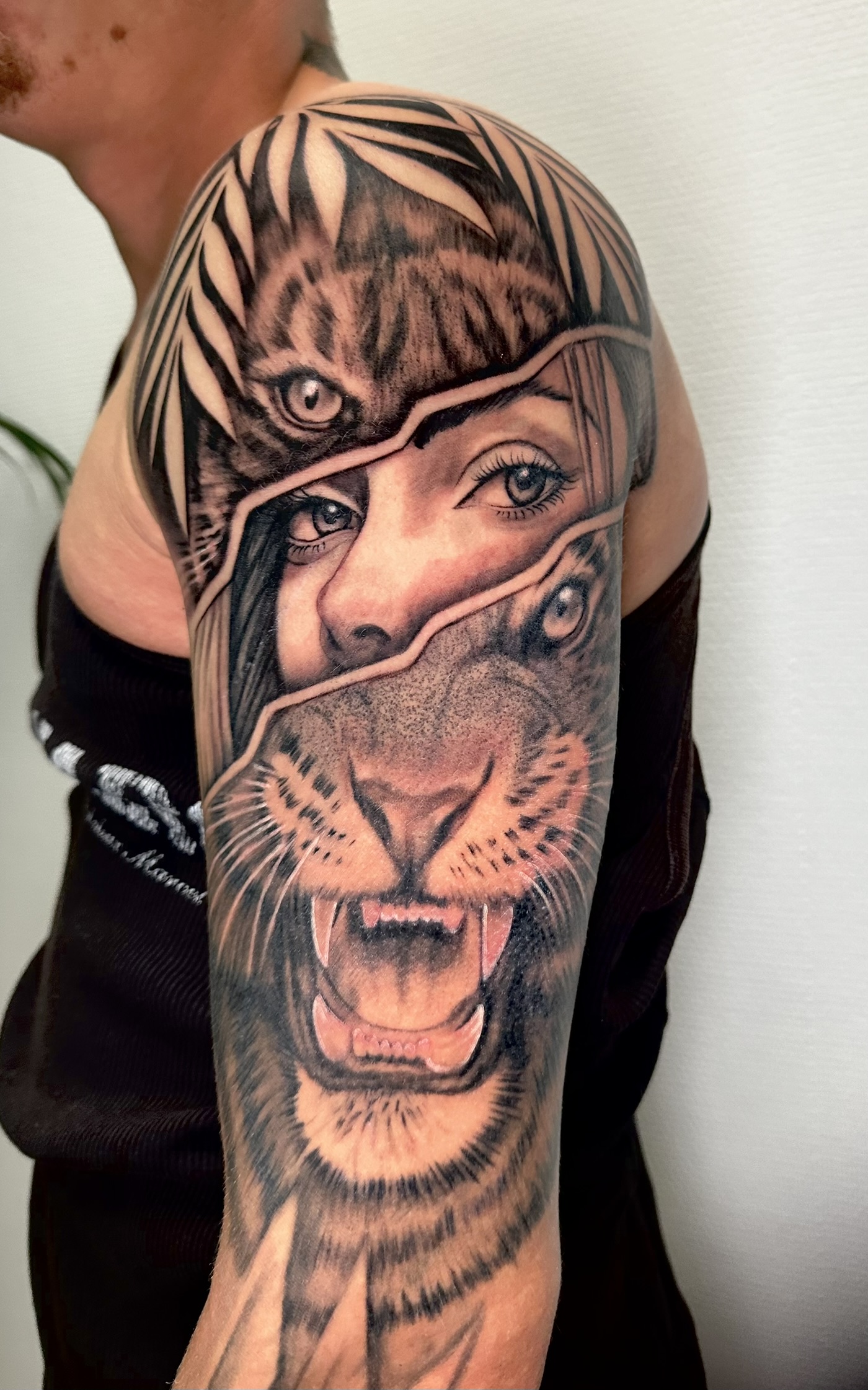Black and Grey Realism — Forbidden Ink — foto 6