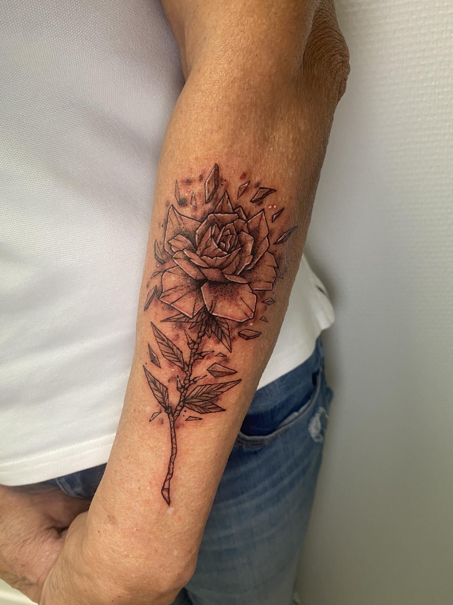 Floral Designs — Forbidden Ink — foto 14
