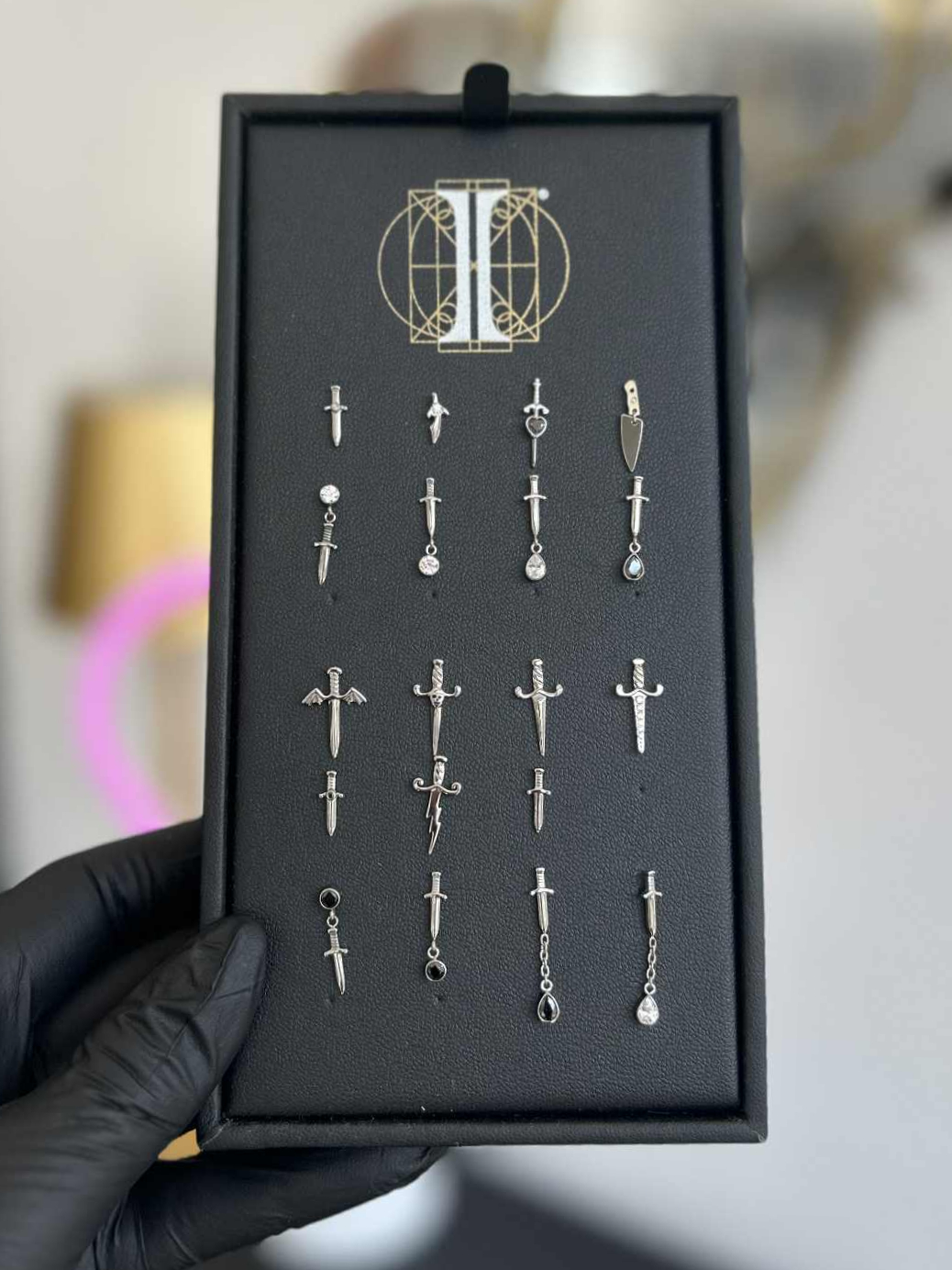 Invictus — Premium Jewellery — Forbidden Ink — foto 6