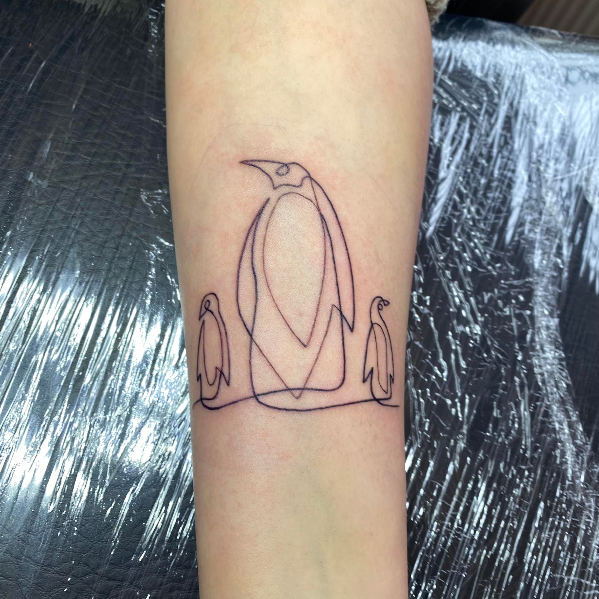 Fine Line Tattoo — Forbidden Ink — foto 12
