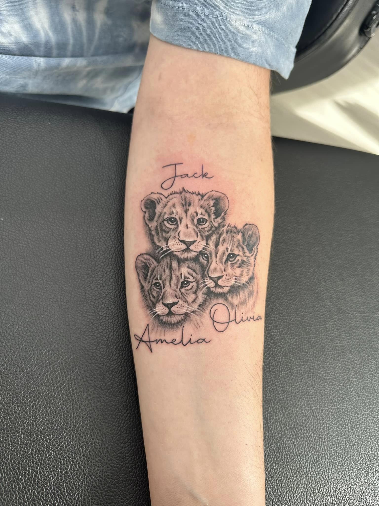 Black and Grey Realism — Forbidden Ink — foto 12