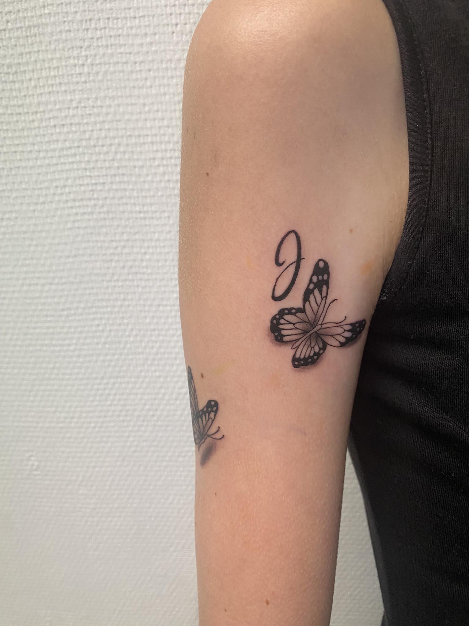 Fine Line Tattoo — Forbidden Ink — foto 24