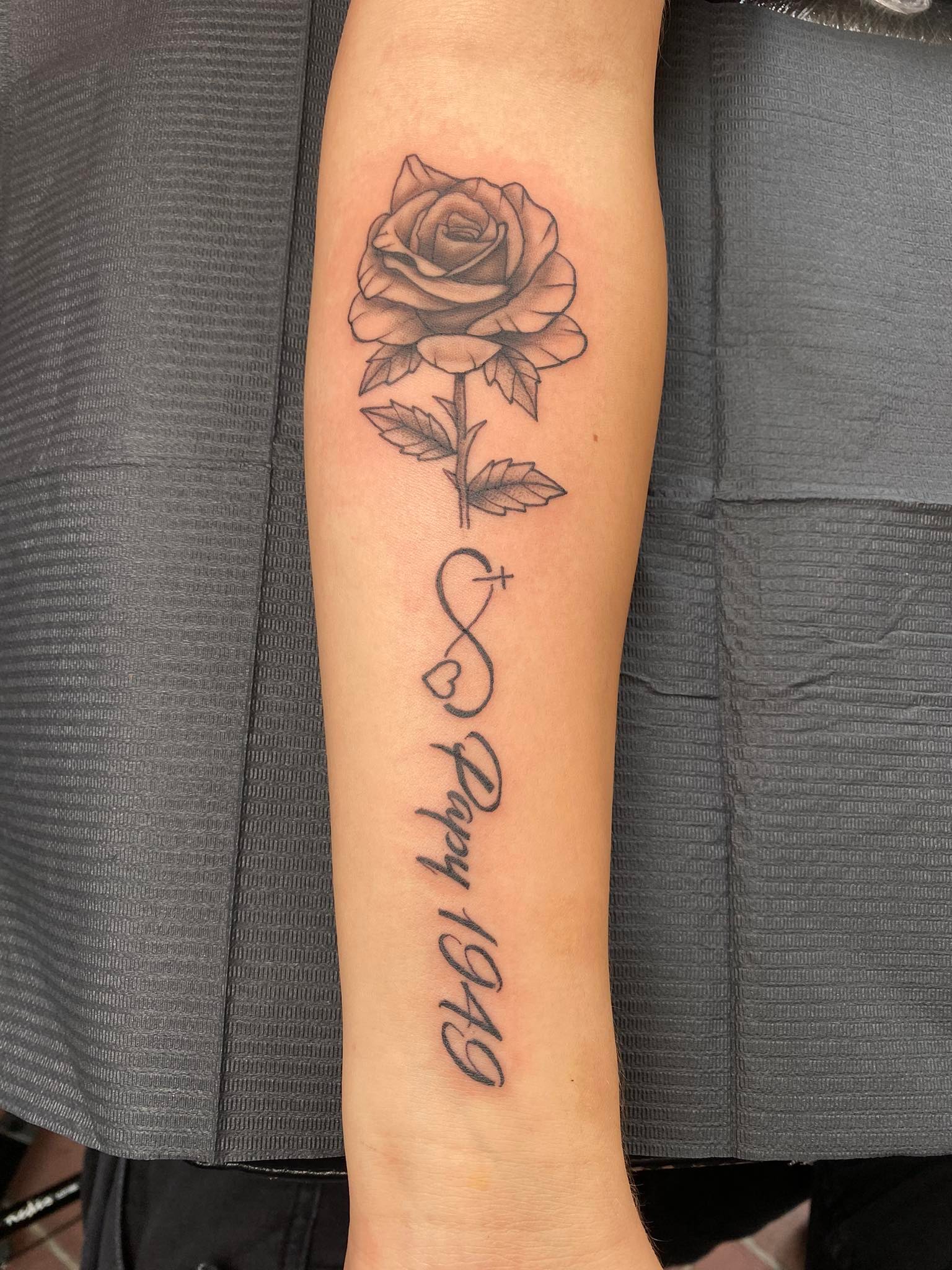 Floral Designs — Forbidden Ink — foto 8