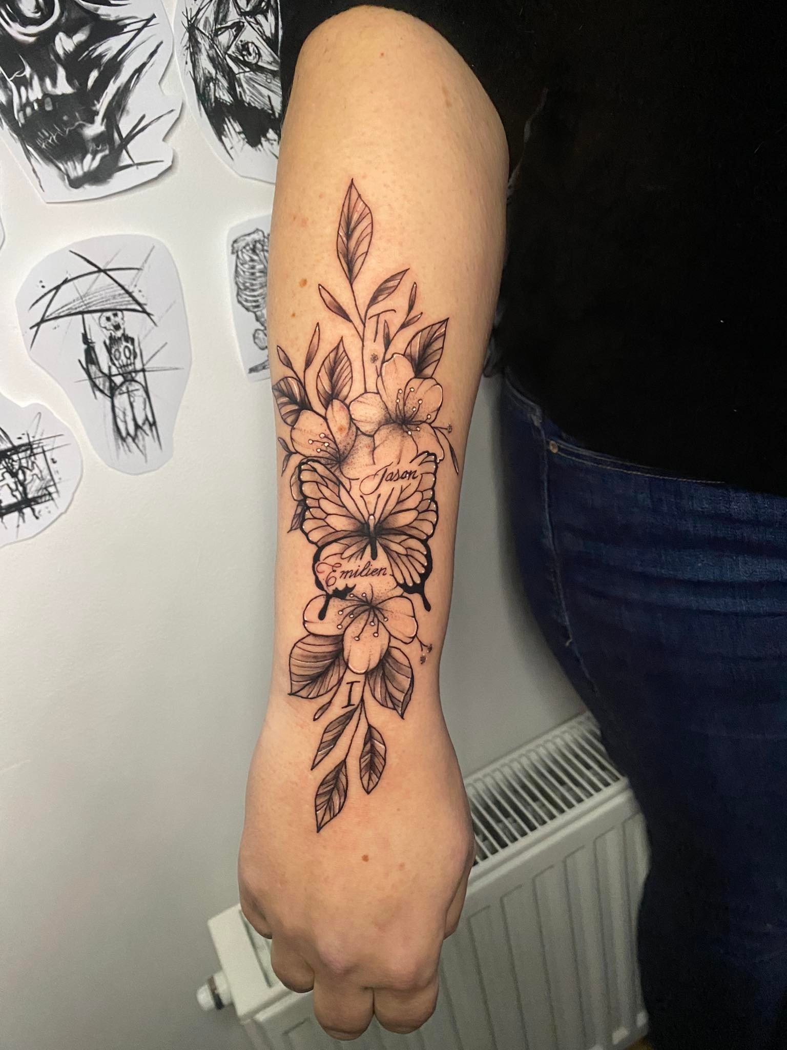 Floral Designs — Forbidden Ink — foto 3