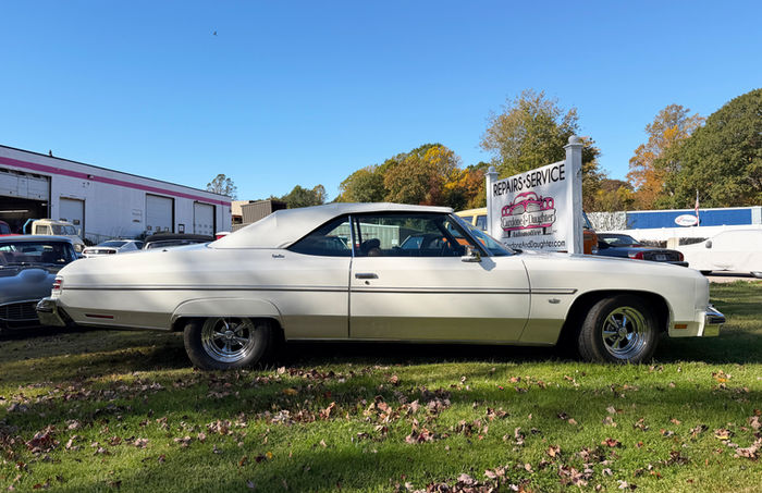 1975 Chevrolet Caprice Classic - Exterior