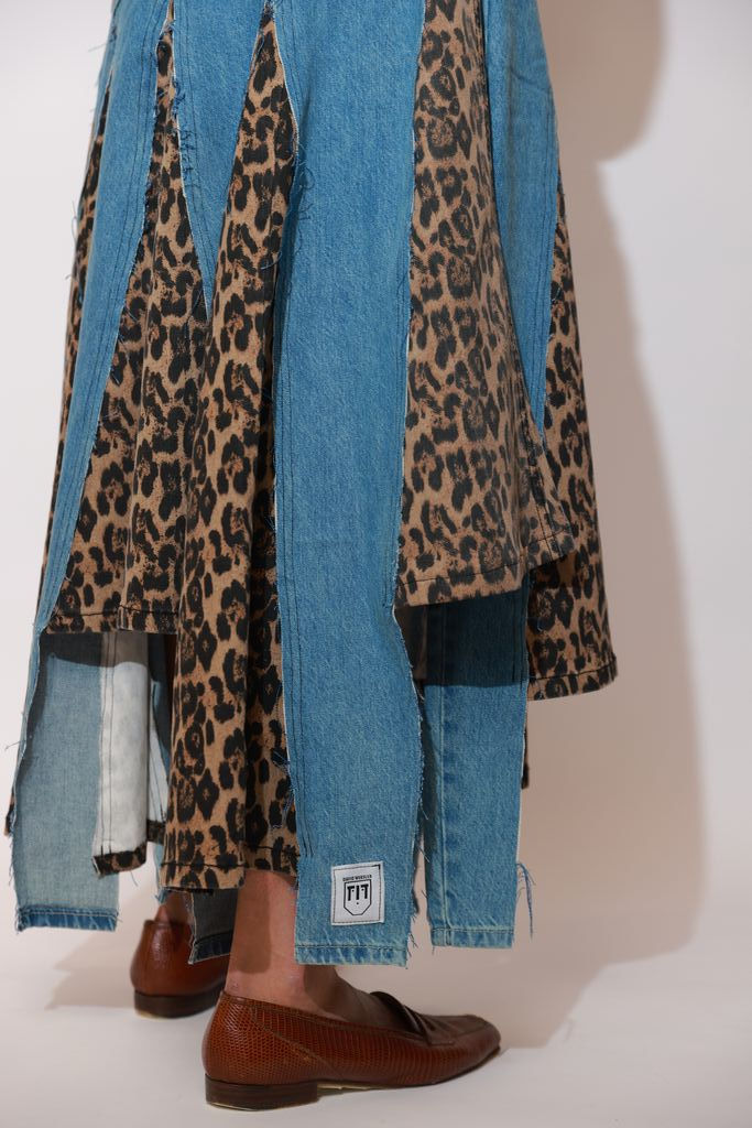תמונה ממוזערת: Denim Leopard Zero Waste Skirt