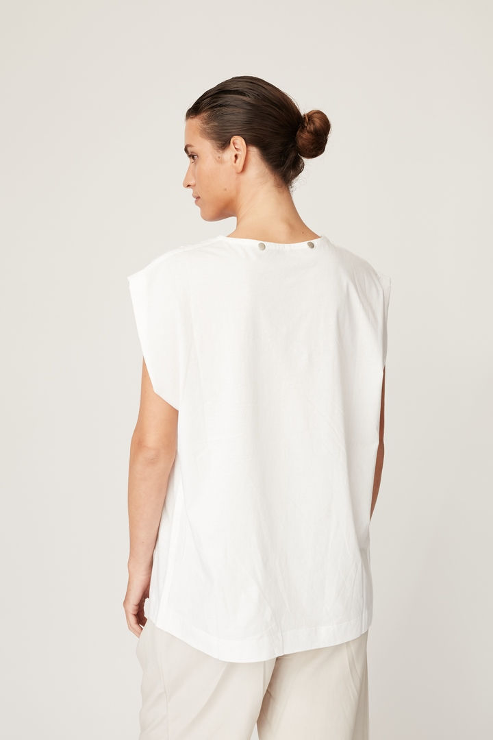 תמונה ממוזערת: Button Tee Shirt