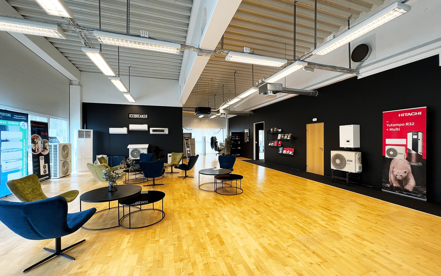 showroom_.webp