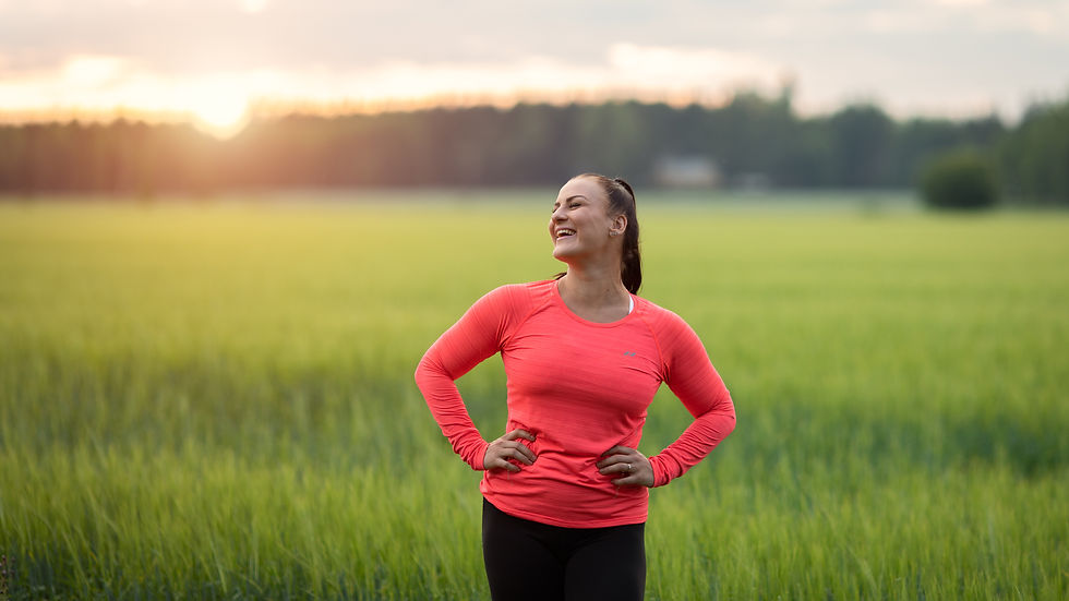 Hieronta Valmennukset Valmentaja Hieroja Koulutettu hieroja psyykkinen valmennus personal trainer Turku personal training liikuntavalmennus ravintovalmennus Turussa keskusta pt PT tyhy päivä äänimaljarentoutus sointukylpy hierontapalvelut yrityksille hyvinvointi terveys muutoskuva fitness kisadieetti before and after picture