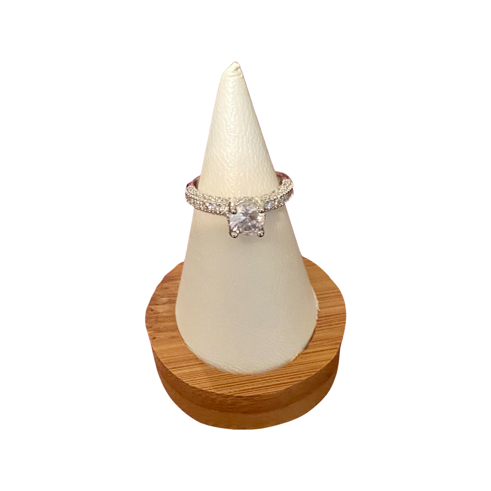 Thumbnail: Diamond Ring