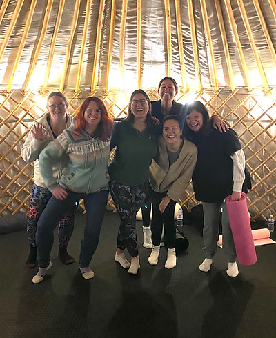 laughter-yoga-group-session