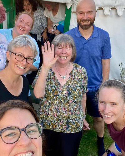 laughter-yoga-group-session-07.JPEG
