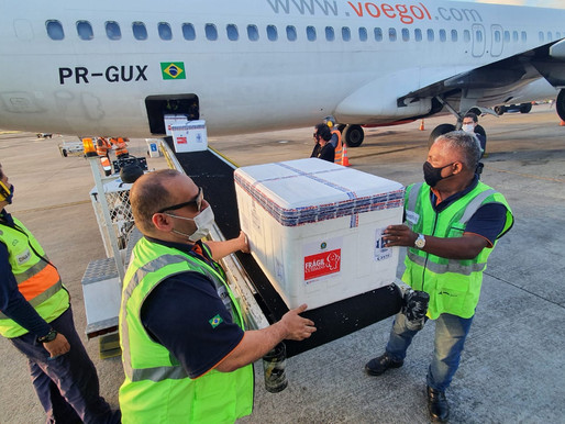 Pernambuco recebe 206,5 mil doses de vacinas da Astrazeneca